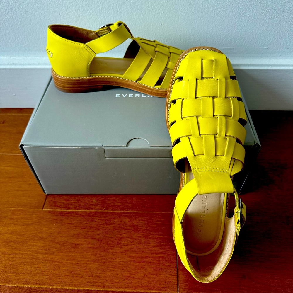 Everlane All Leather Limencello color size 7 sandals